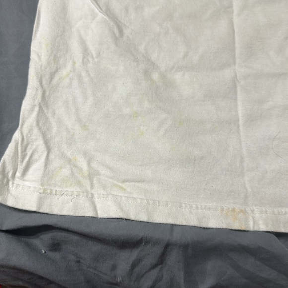 Preowned Vans white Tshirt with checkerboard pattern on front - Picture 5 of 5